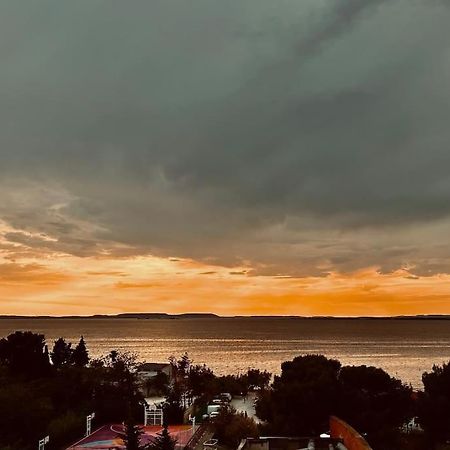 T4 Jolie Vue Avec Jaccuzzi Lejlighed Vitrolles  Eksteriør billede